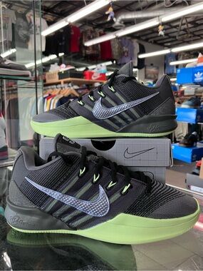 Women’s Nike Sabrina 3 Iron Grey Size 7